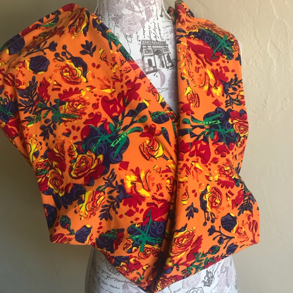 LuLaRoe Rose & Floral Leggings